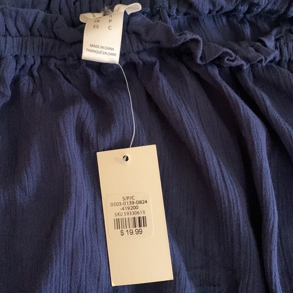 Summery tube top with ruffles on top and bottom - Picture 2 of 2